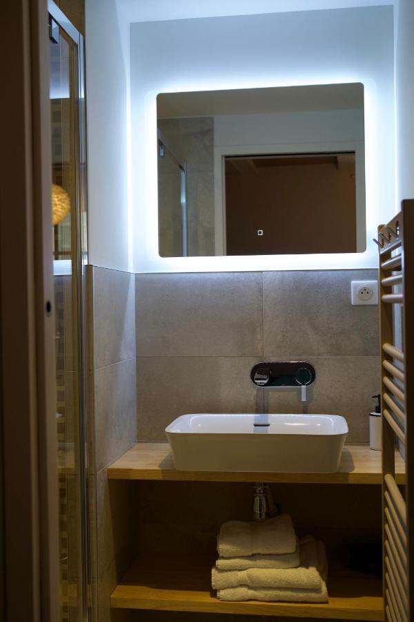 Vannes Lodge Екстериор снимка